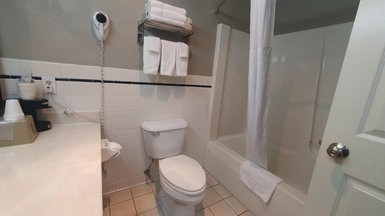 Baymont Inn Baldwin Екстериор снимка