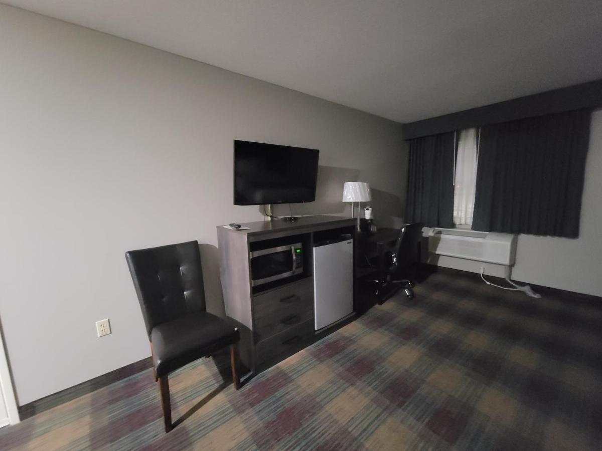 Baymont Inn Baldwin Екстериор снимка